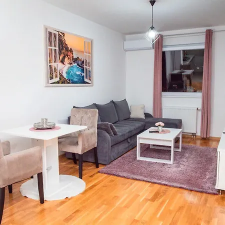 Apartman Royal 2 Doboj Extérieur photo