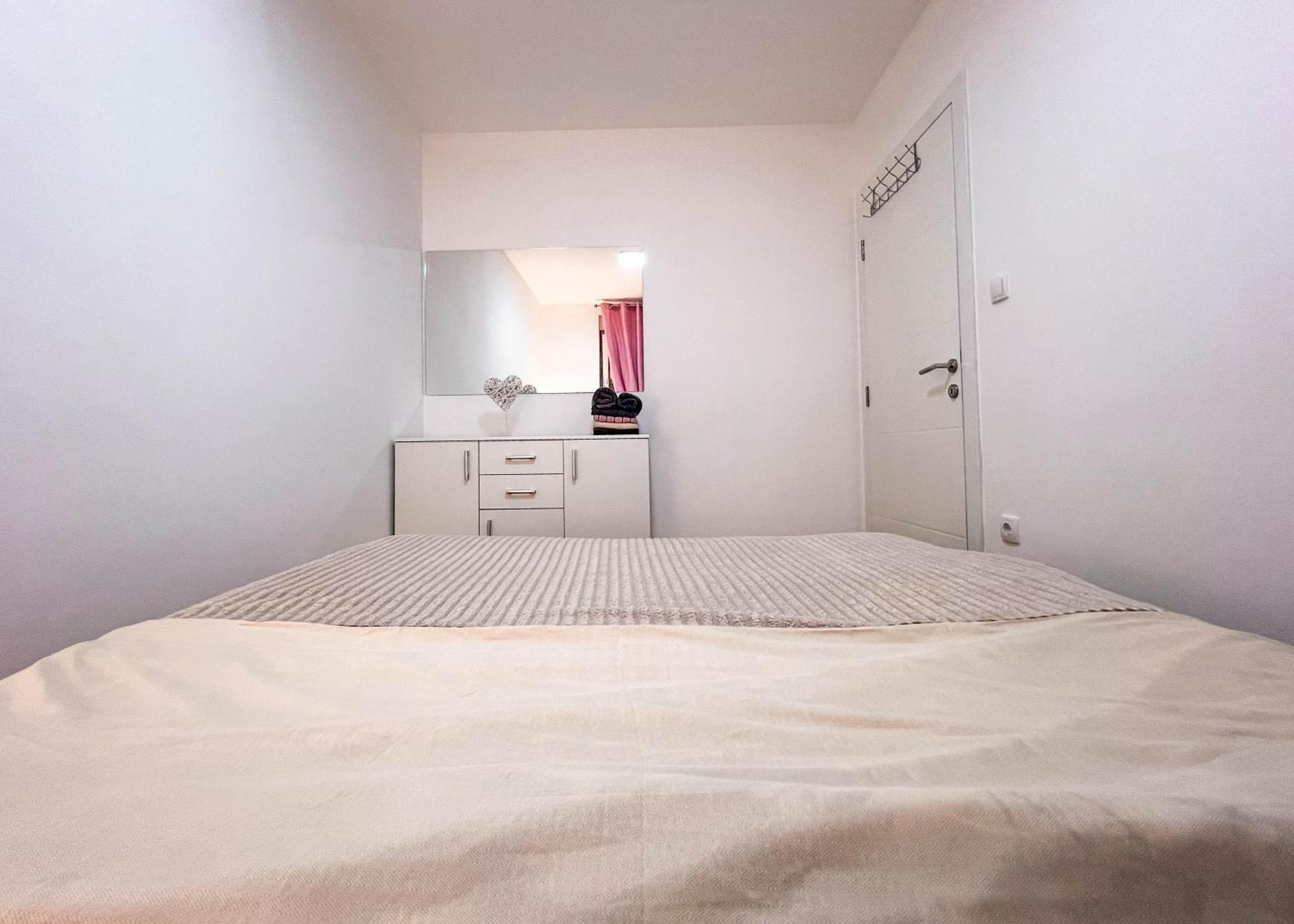 Royal 2 Apartment *